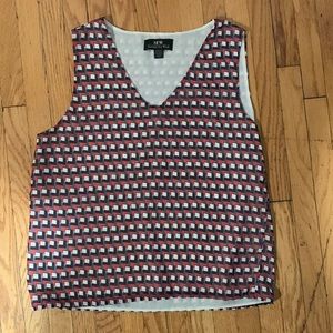 See pictures for measurements.